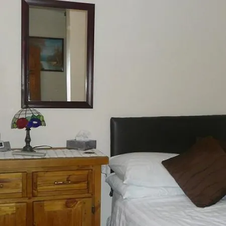Well Guest house Almondsbury